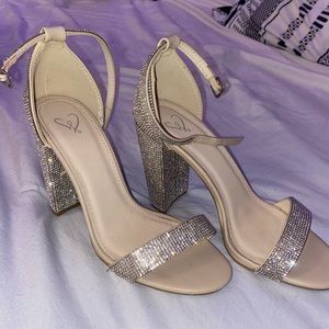 Windsor silver glitter heels
